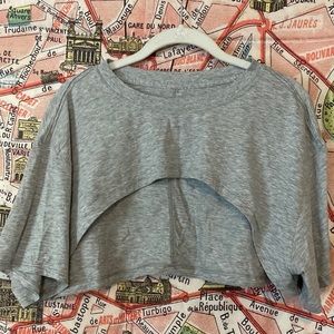 Lululemon workout crop top